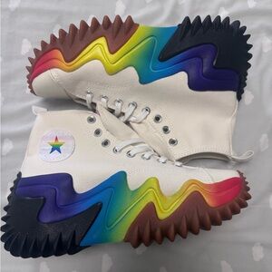 Converse Run Star Motion Platform
Pride (2022)